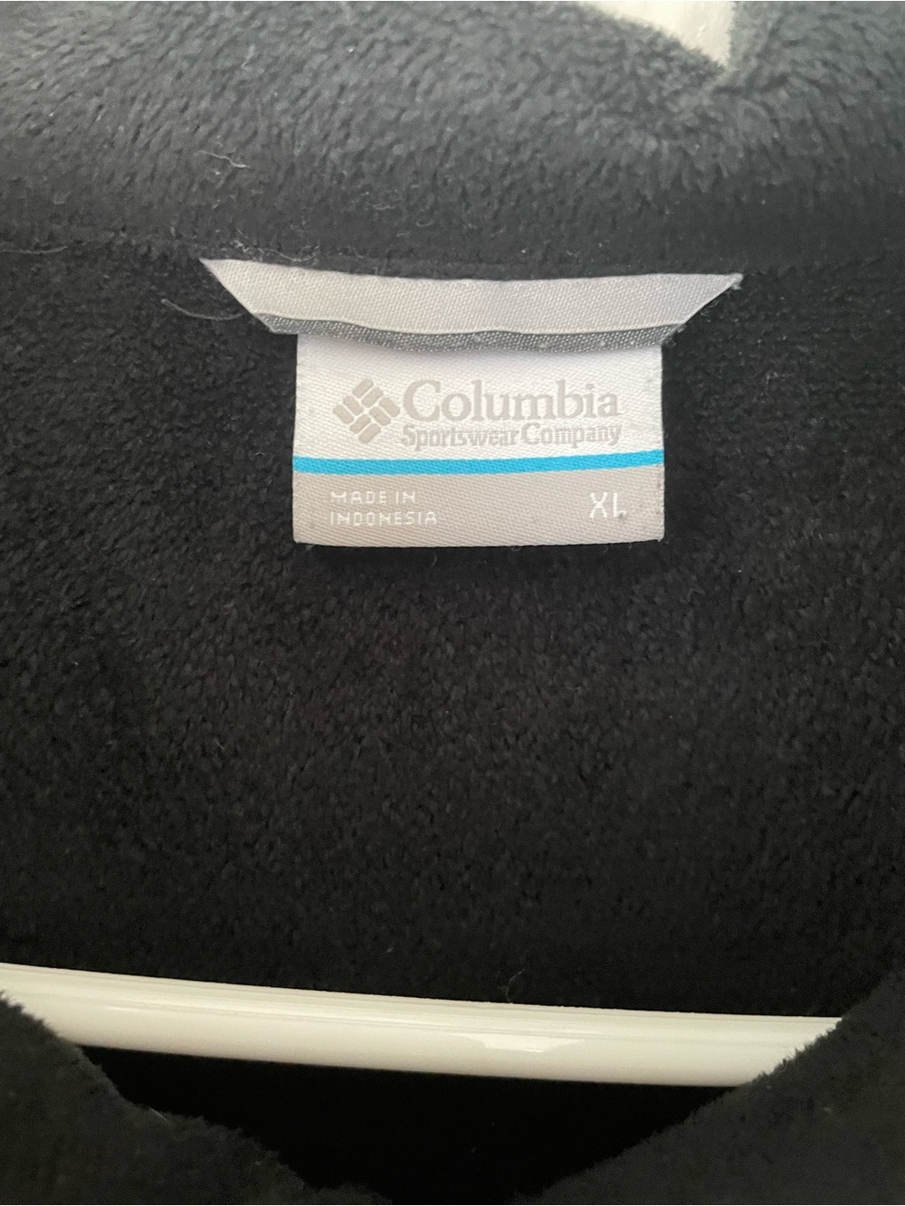 Columbia black lightweight full zip softshell jacket fleecy interior pockets;XL - Picture 3 of 7